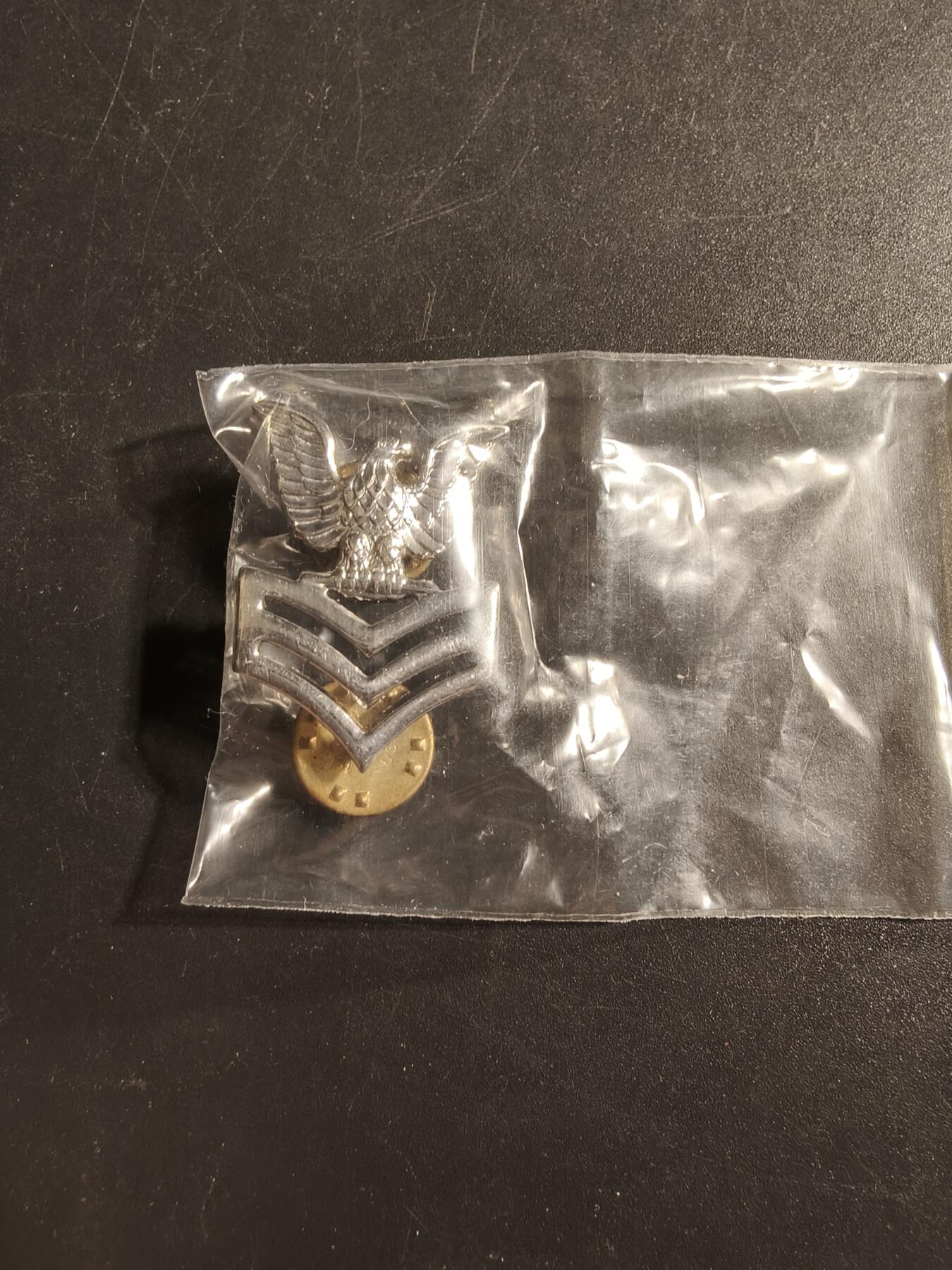 老王徽章第173期 美国海军一级士官领章