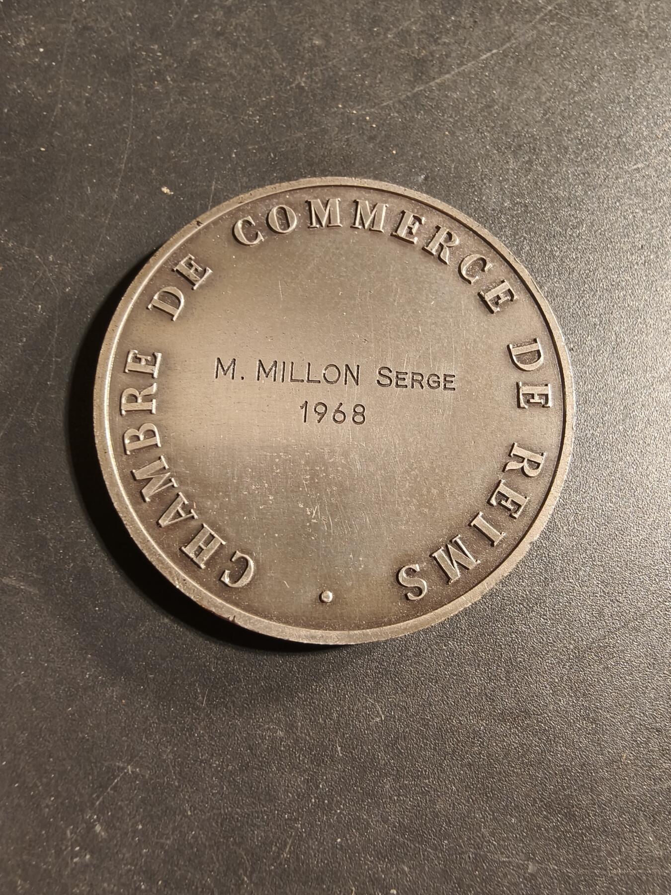 老王徽章第173期 法国兰斯工商会大银章    原盒     950银     直径41mm     重量37.3g