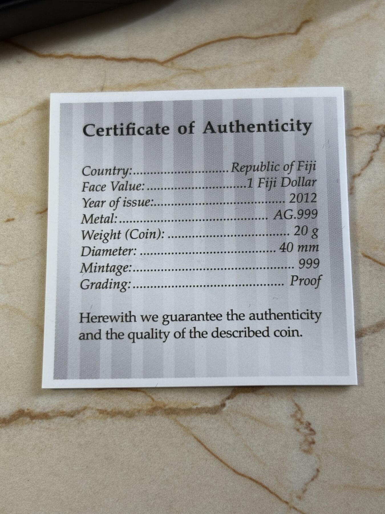 第186期拍卖 斐济2012年自然宝藏系列中空镶嵌中国白珍珠银币，999银，20克，发行999枚