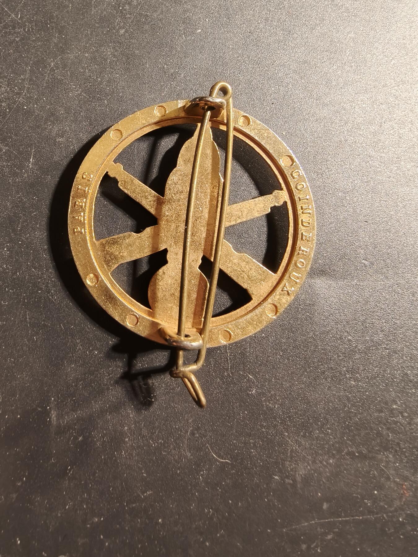 老王徽章第173期 法国步兵贝雷帽徽