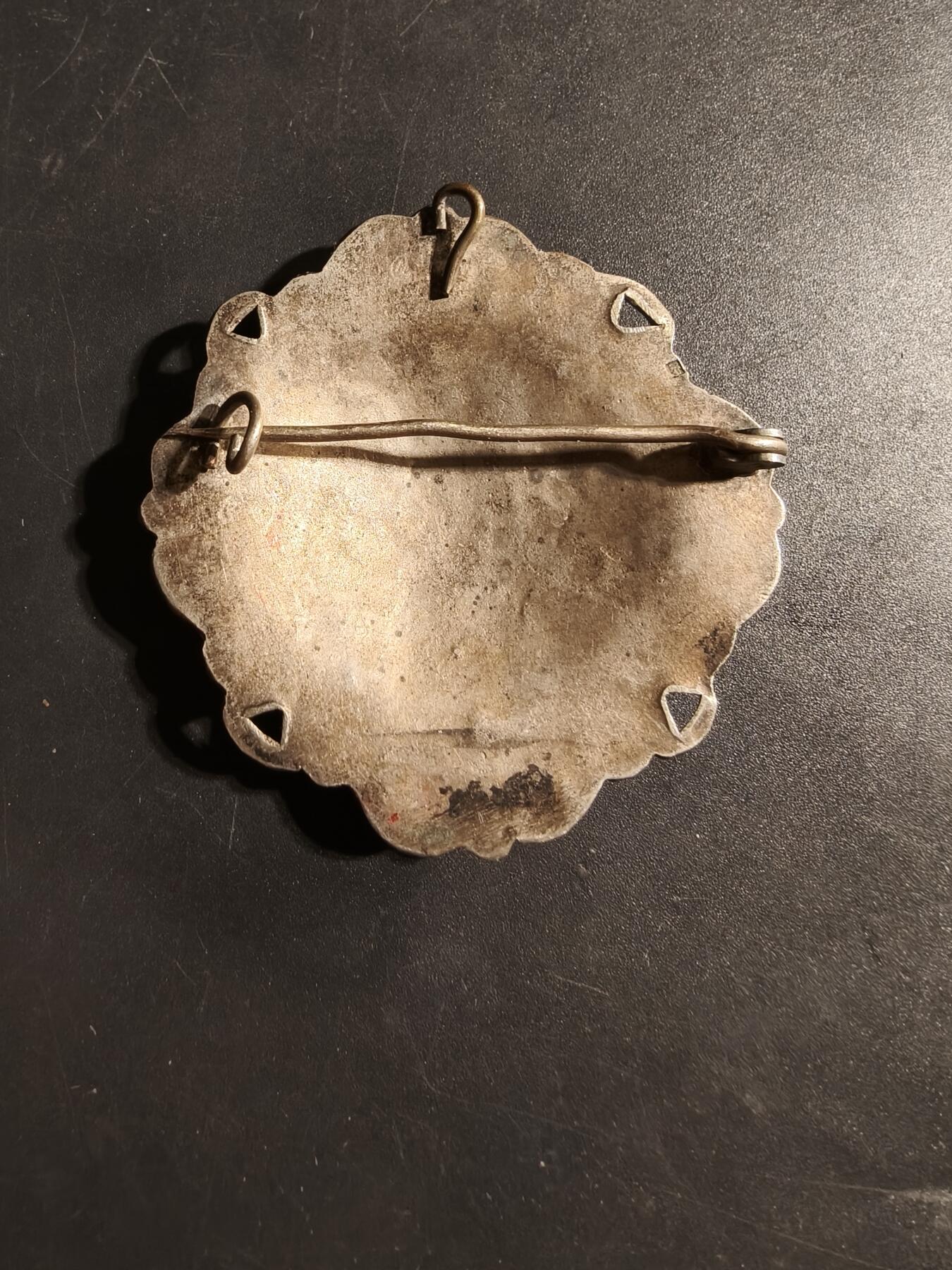 老王徽章第173期 法国证章    55×55mm