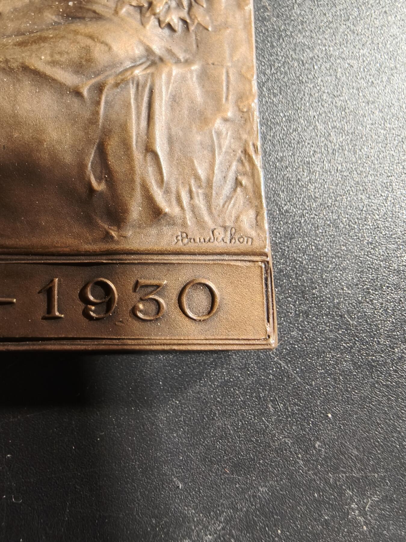 老王徽章第173期 法国伏拉热工厂成立百年方形大铜章     原盒      尺寸42×60mm     重量67.8g