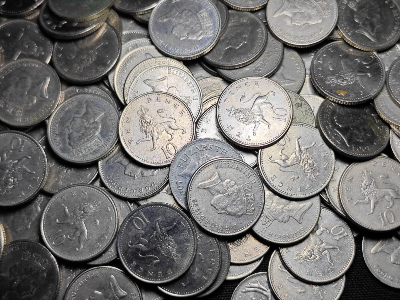 KK钱币收藏小铺 《套币 好品/批量散币专场》  2月预留时间 周末发货  英国10便士一组238枚