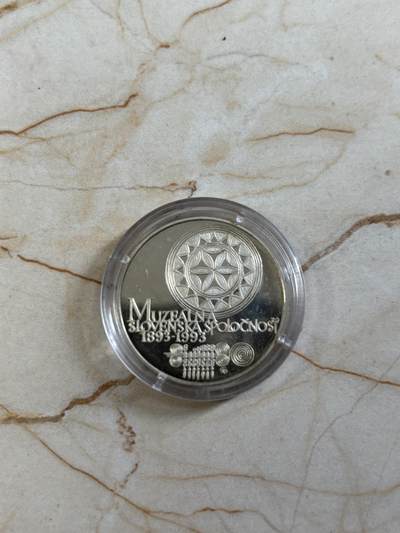 第186期拍卖 - 捷克斯洛伐克19936年斯洛伐克博物馆100周年纪念银币，700银，13克，银价162