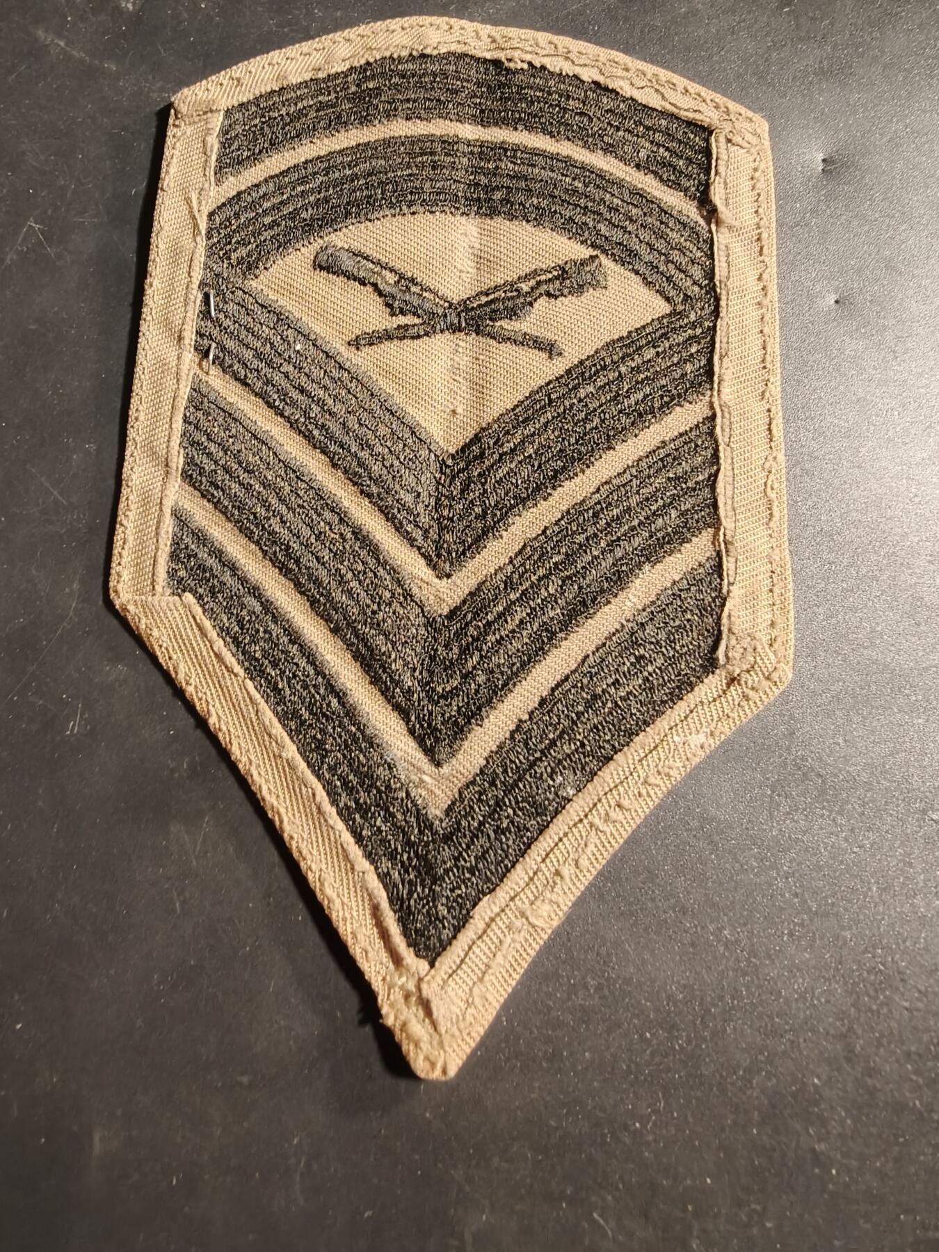 老王徽章第173期 美国海军陆战队参谋军士臂章