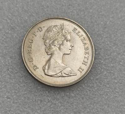 瓶子🏺第223期拍卖会 -  1981年英国伊丽莎白女王克朗型纪念币  戴安娜王妃结婚纪念