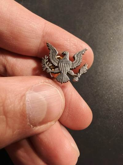 老王徽章第173期 - 美国空军大檐帽帽徽证章