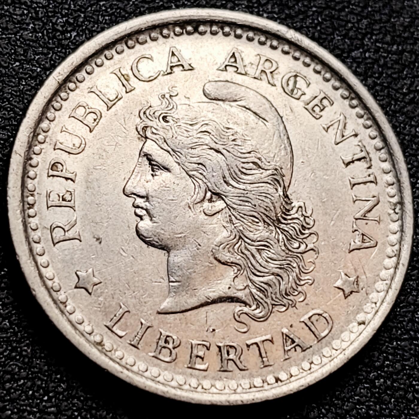 泉币菌-第158场-元旦欢乐场，开年第一场，新年快乐！（特修改截拍时间为23:30分） 。