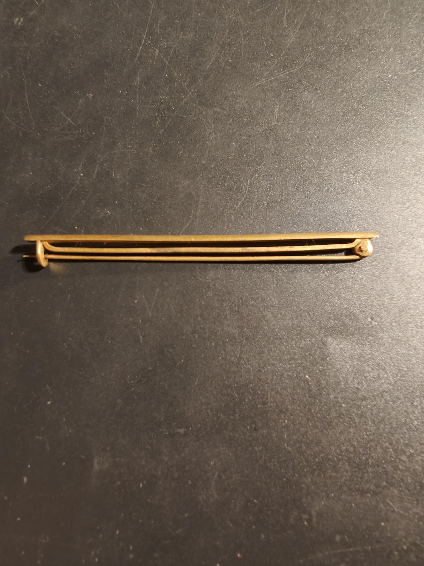 老王徽章第173期 法国奖章2联排支架