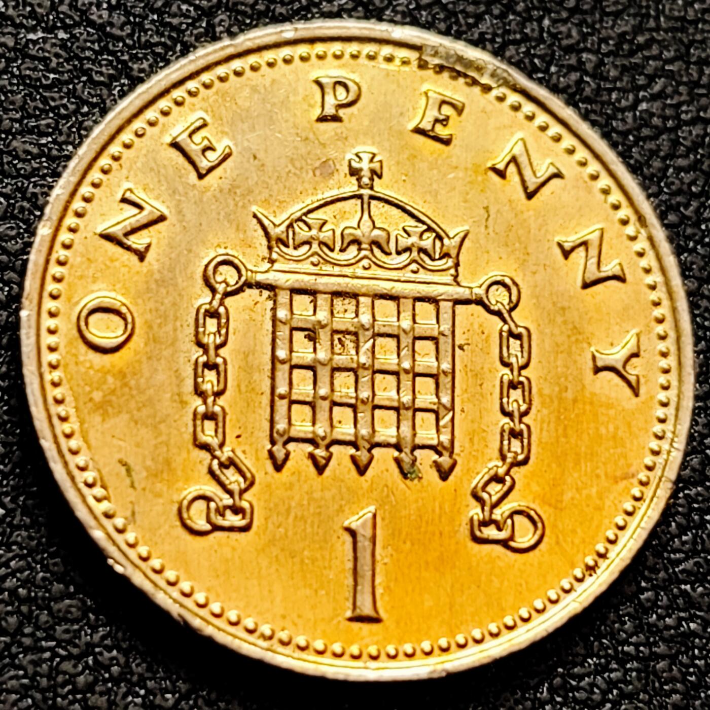 泉币菌-第158场-元旦欢乐场，开年第一场，新年快乐！（特修改截拍时间为23:30分） 。