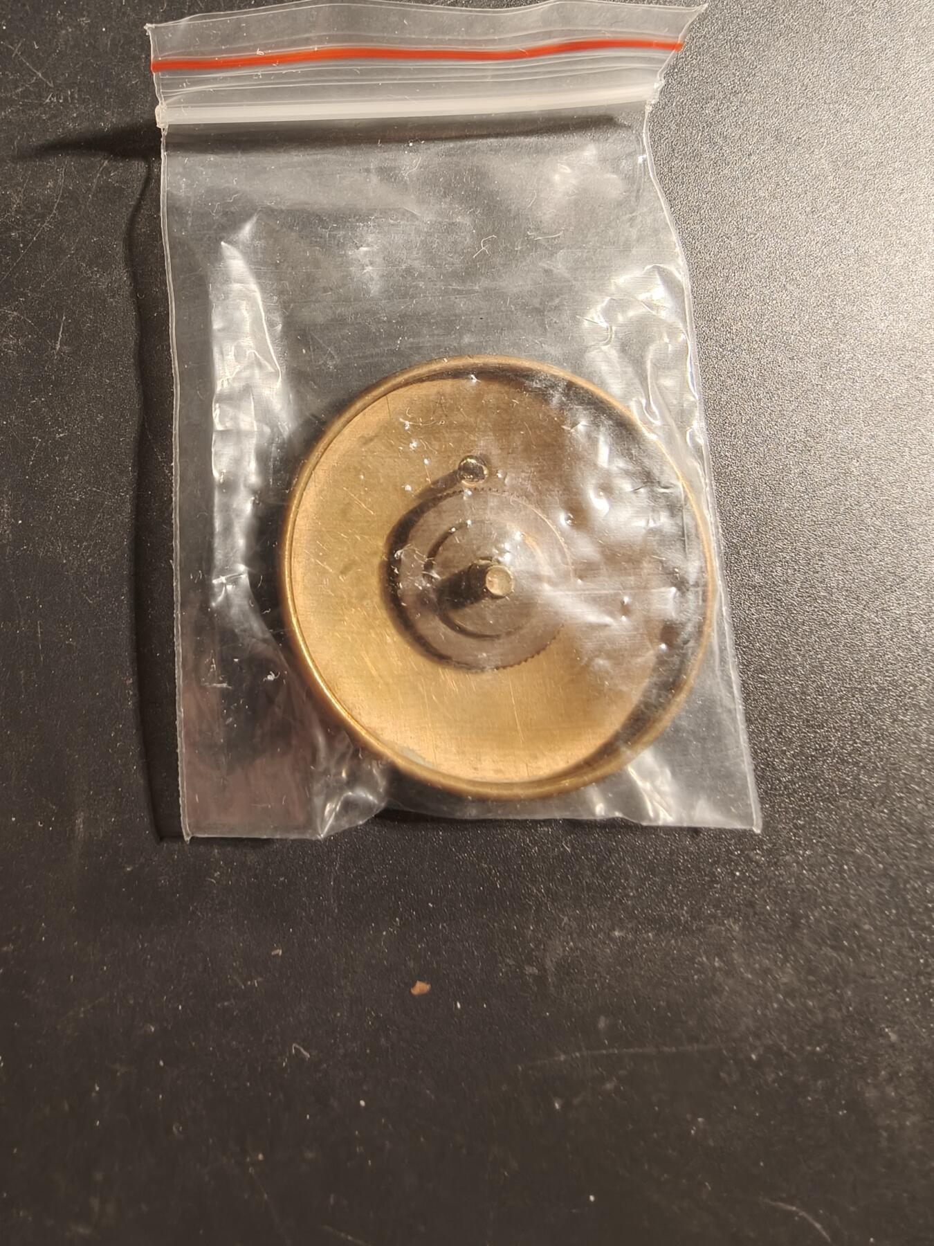 老王徽章第173期 美国陆军大檐帽帽徽