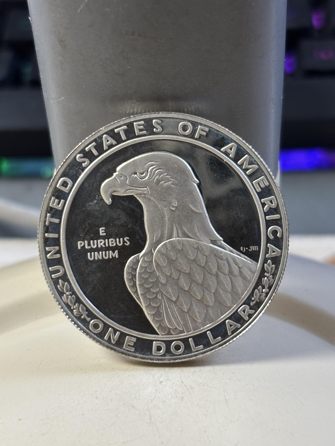 第186期拍卖 美国1983年洛杉矶奥运铁饼 精制银币，900银，26.73克银价433，没有塑料盒