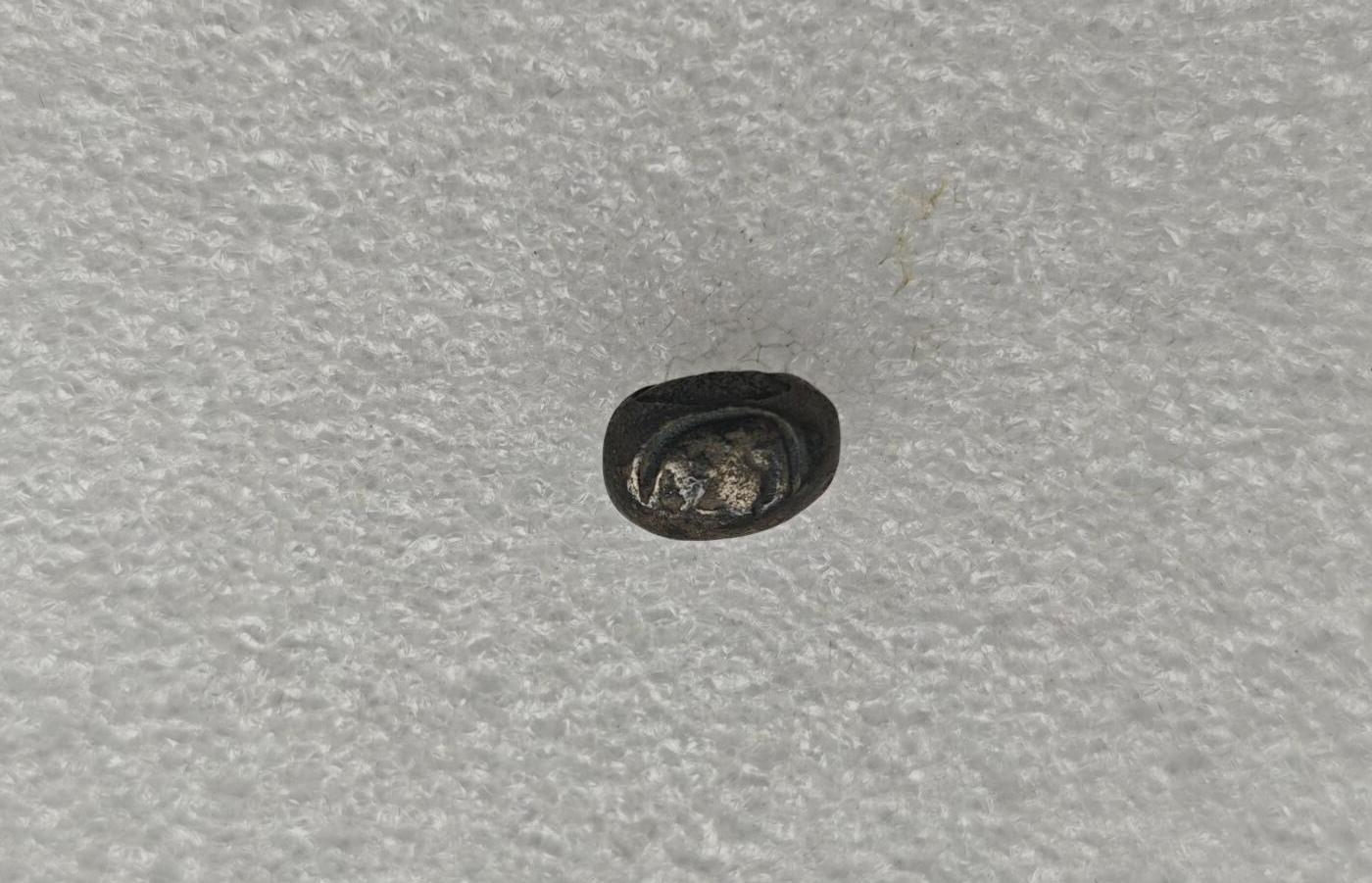 瓶子🏺第223期拍卖会  素可泰王朝象形海螺图案屁股锭银锭