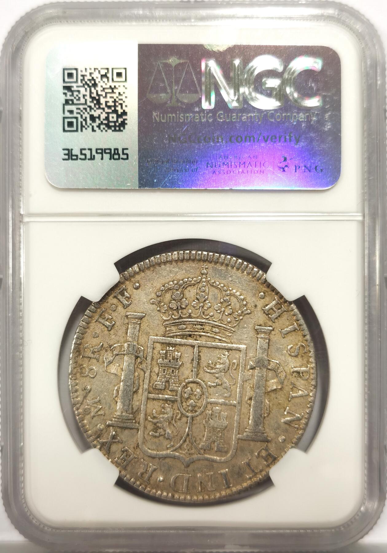 博洋堂“岁启嘉年”2026新年精品大拍专场暨第155期（全场包邮） NGC AU53 西属墨西哥1782年MO FF卡洛斯三世人像双柱，双面深打带底光，细节清晰无铸缺，状态比不少更高分的卡三双柱都好。卡三双柱近年来非常热门，好品量又少，价格逐年攀升。这枚币低评了，高性价比值得入手。