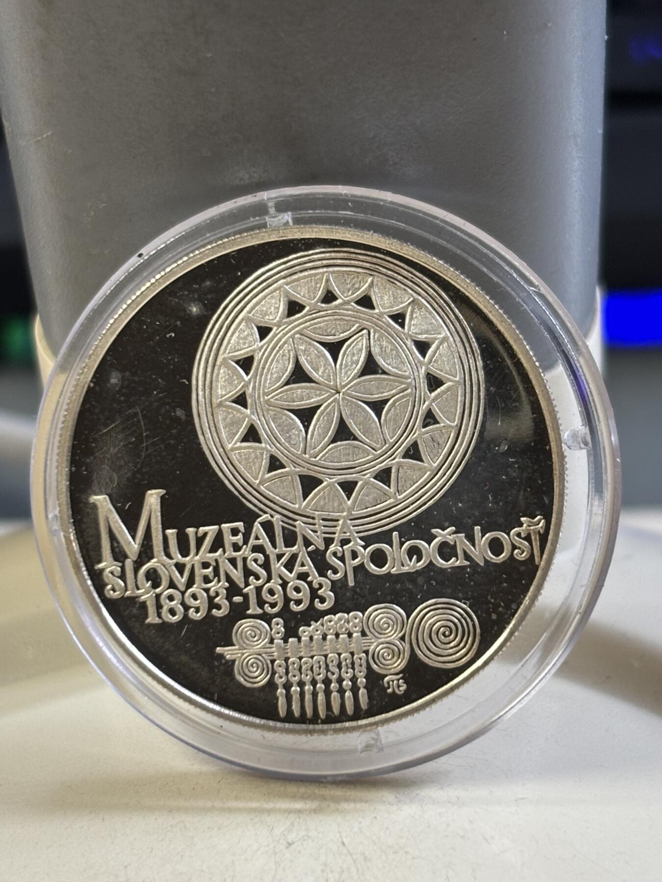 第186期拍卖 捷克斯洛伐克19936年斯洛伐克博物馆100周年纪念银币，700银，13克，银价162