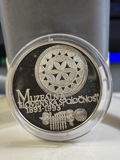 第186期拍卖 - 捷克斯洛伐克1993年斯洛伐克博物馆100周年纪念银币，700银，13克，银价162