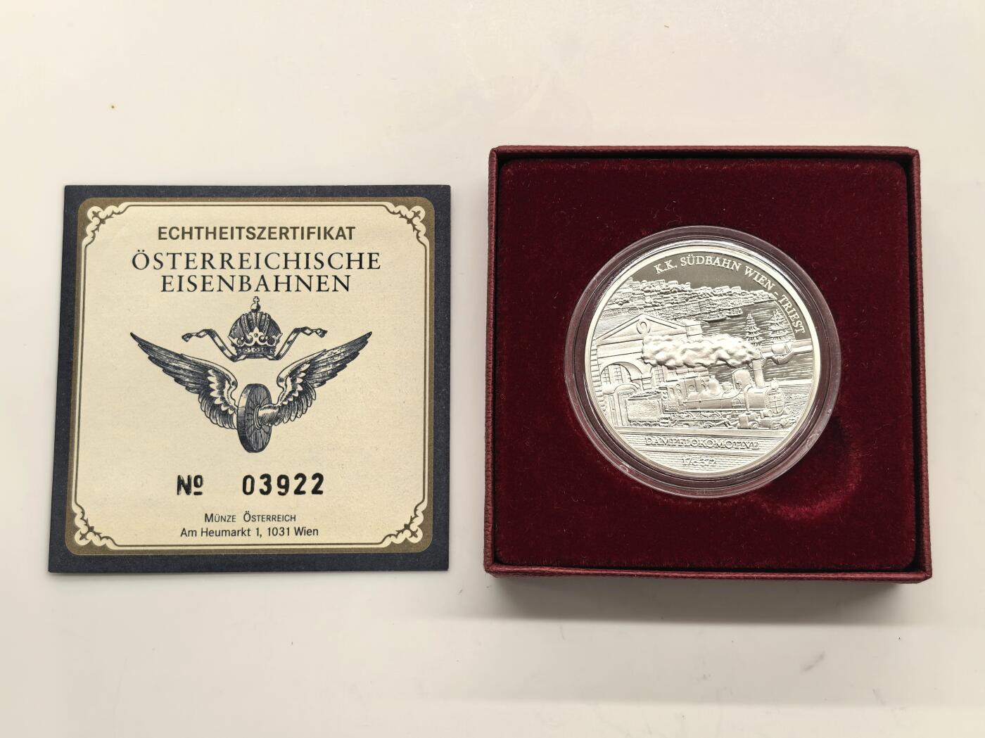 博洋堂“岁启嘉年”2026新年精品大拍专场暨第155期（全场包邮） 2007年奥地利蒸汽火车20欧元精制银币，热门图案，非常少见的品种，盒证全，值得收藏。