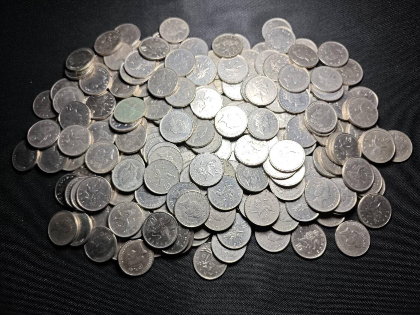 KK钱币收藏小铺 《套币 好品/批量散币专场》  2月预留时间 周末发货  英国10便士一组238枚