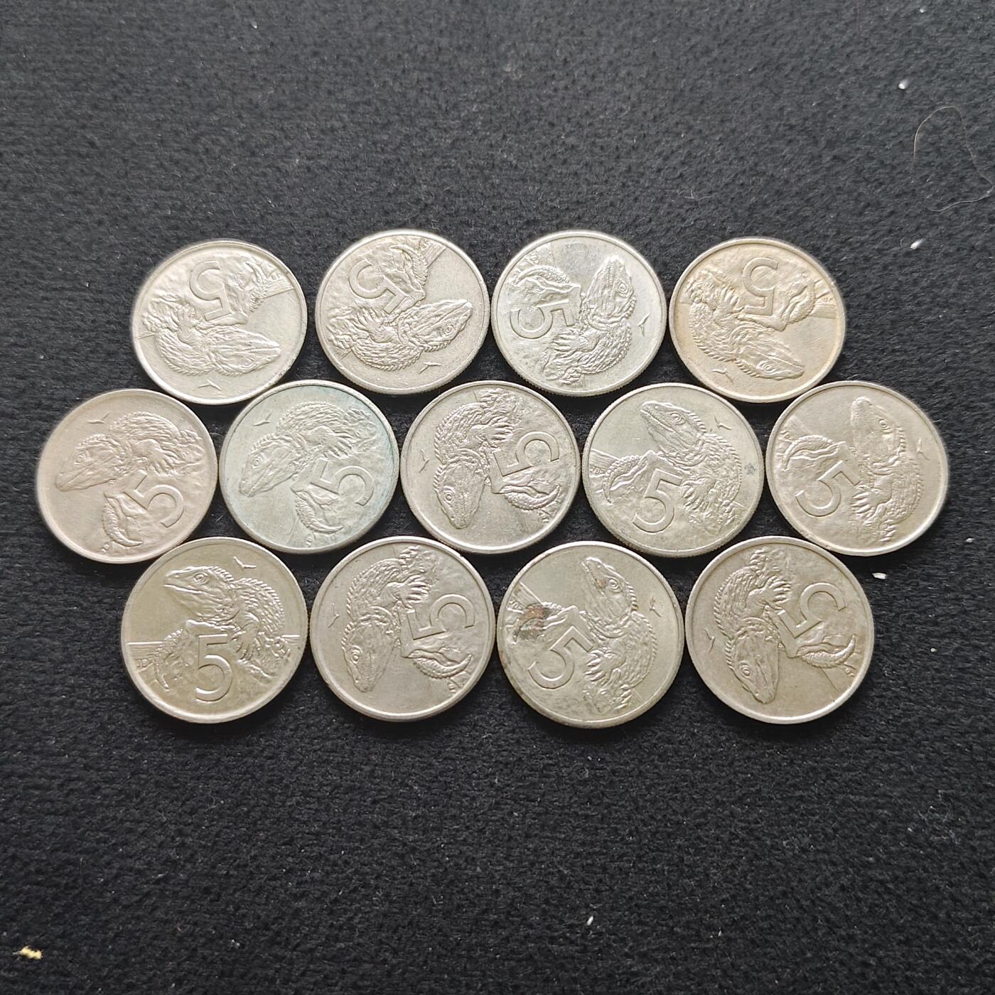 【全场包邮】纯粹捡漏拍490场（免费代拍第27场） 新西兰各年份5分13枚一组