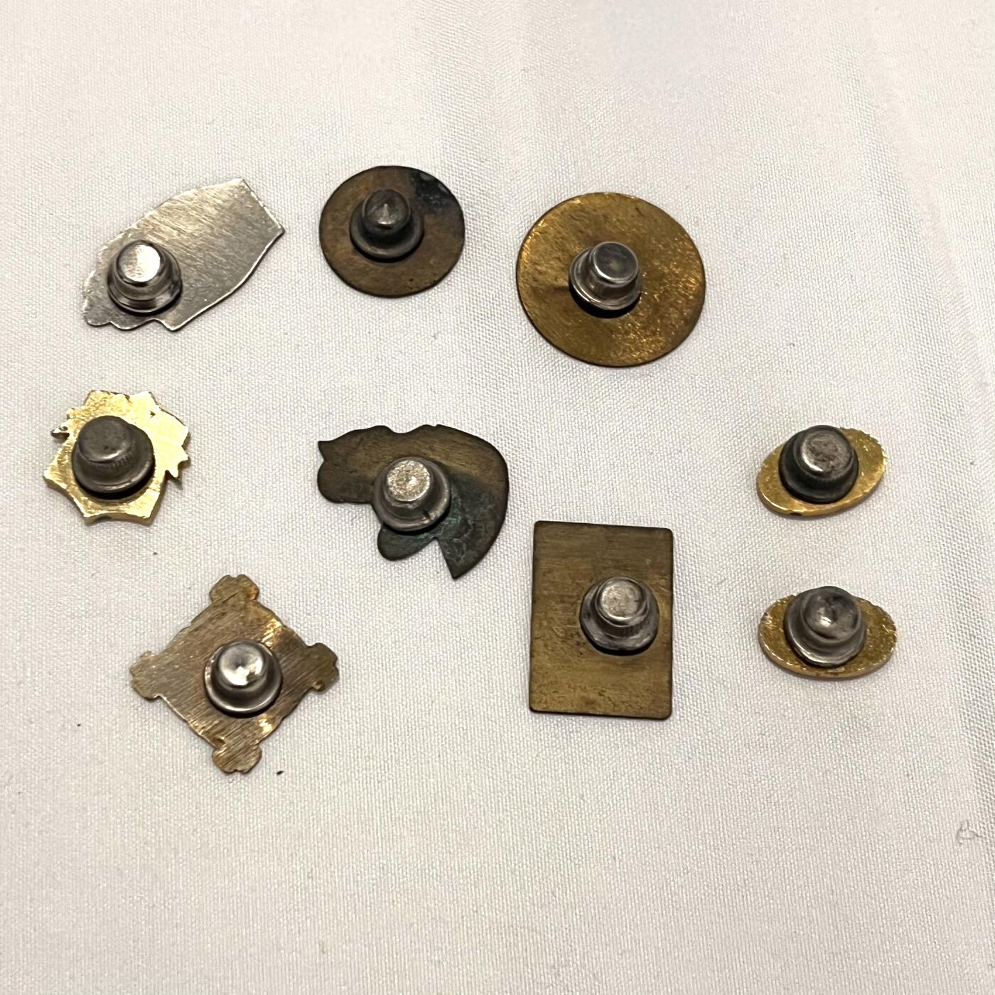 韵星假日拍卖第三十四期 -- Rimey Holidays Auction 34 台湾各地纪念章等一组九枚合拍