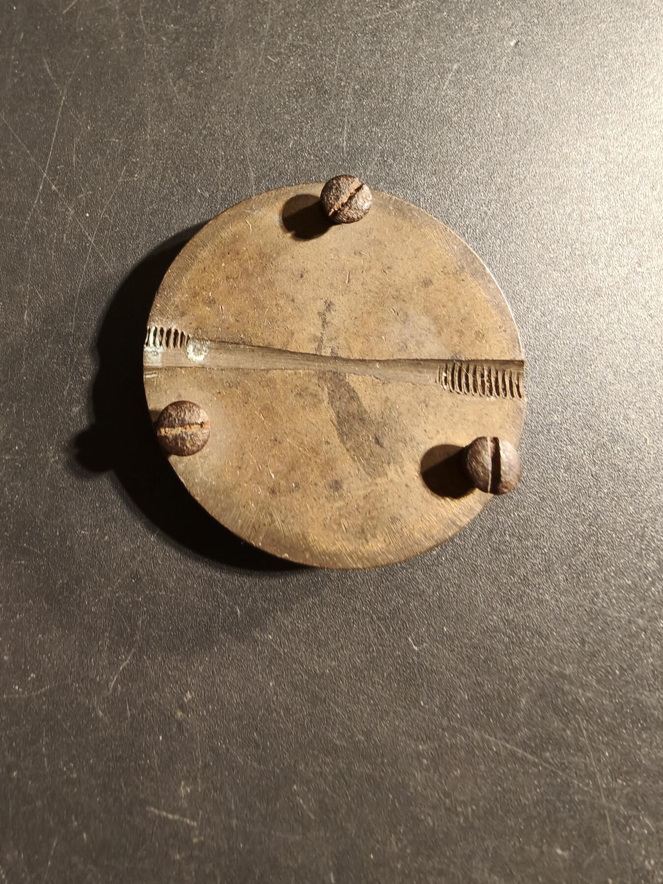 老王徽章第173期 法国拿破仑近卫军飞鹰图案铜章    直径38mm    重量54g