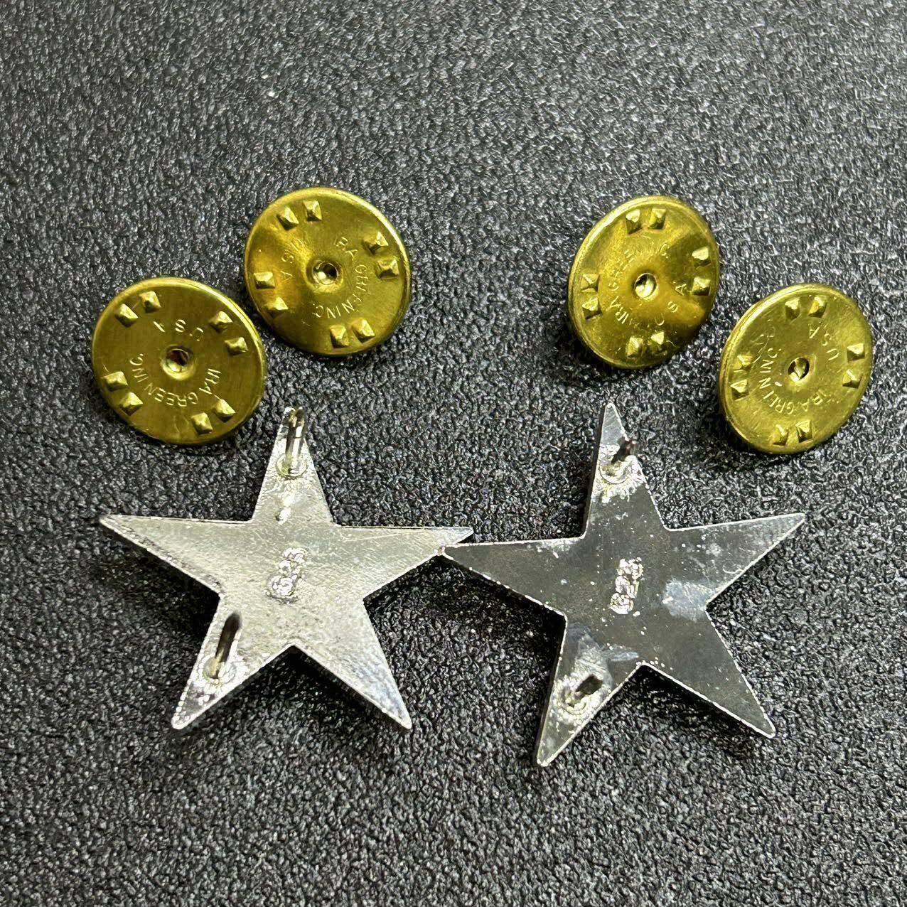 西秦中古拍卖第七十一期 美军将星两只，常服礼服用标准尺寸，官方工厂版本，带厂标