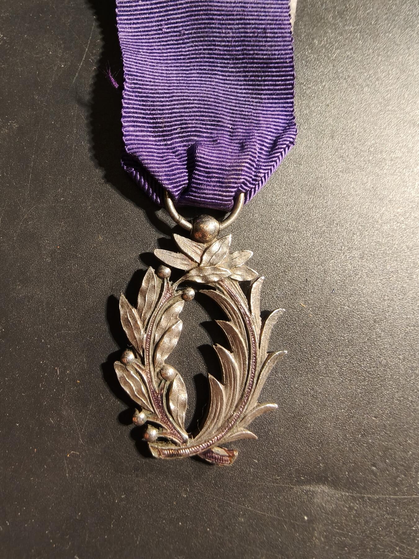 老王徽章第173期 法国骑士级棕榈叶勋章   原盒