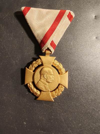 老王徽章第173期 - 奥匈帝国弗朗茨加冕60周年纪念章