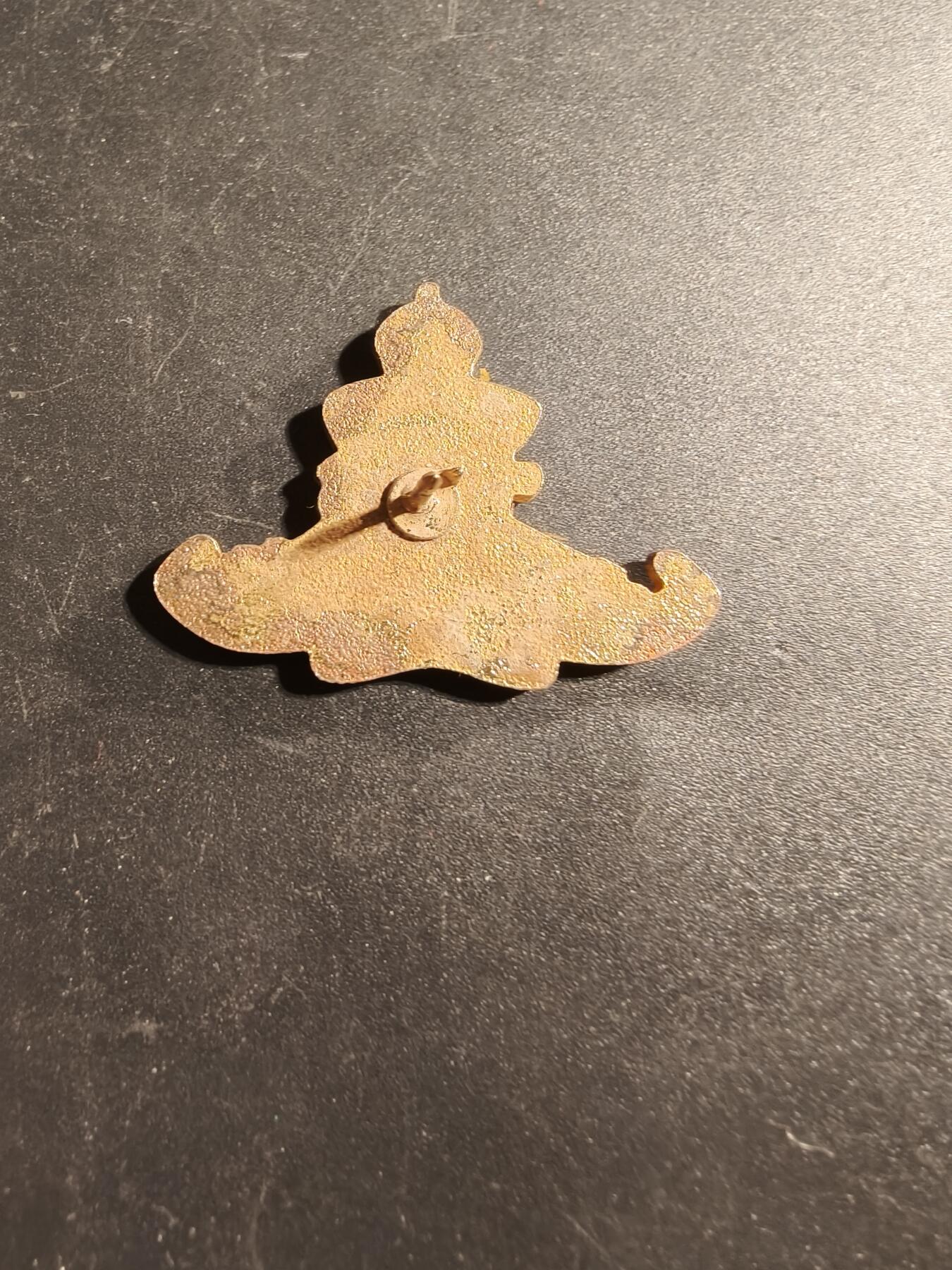 老王徽章第173期 英国皇家炮兵证章