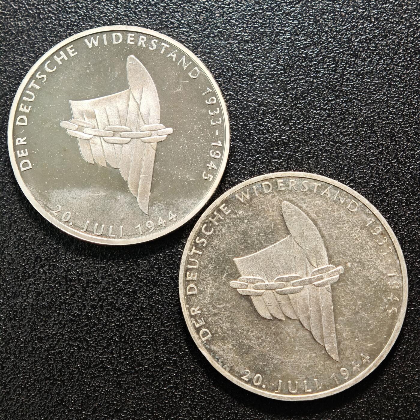 【德藏】世界币章拍卖第160期 2枚一组 1994年 德国抵抗运动50周年10马克纪念银币 直径约：32.4mm/枚；重约：15.5g/枚