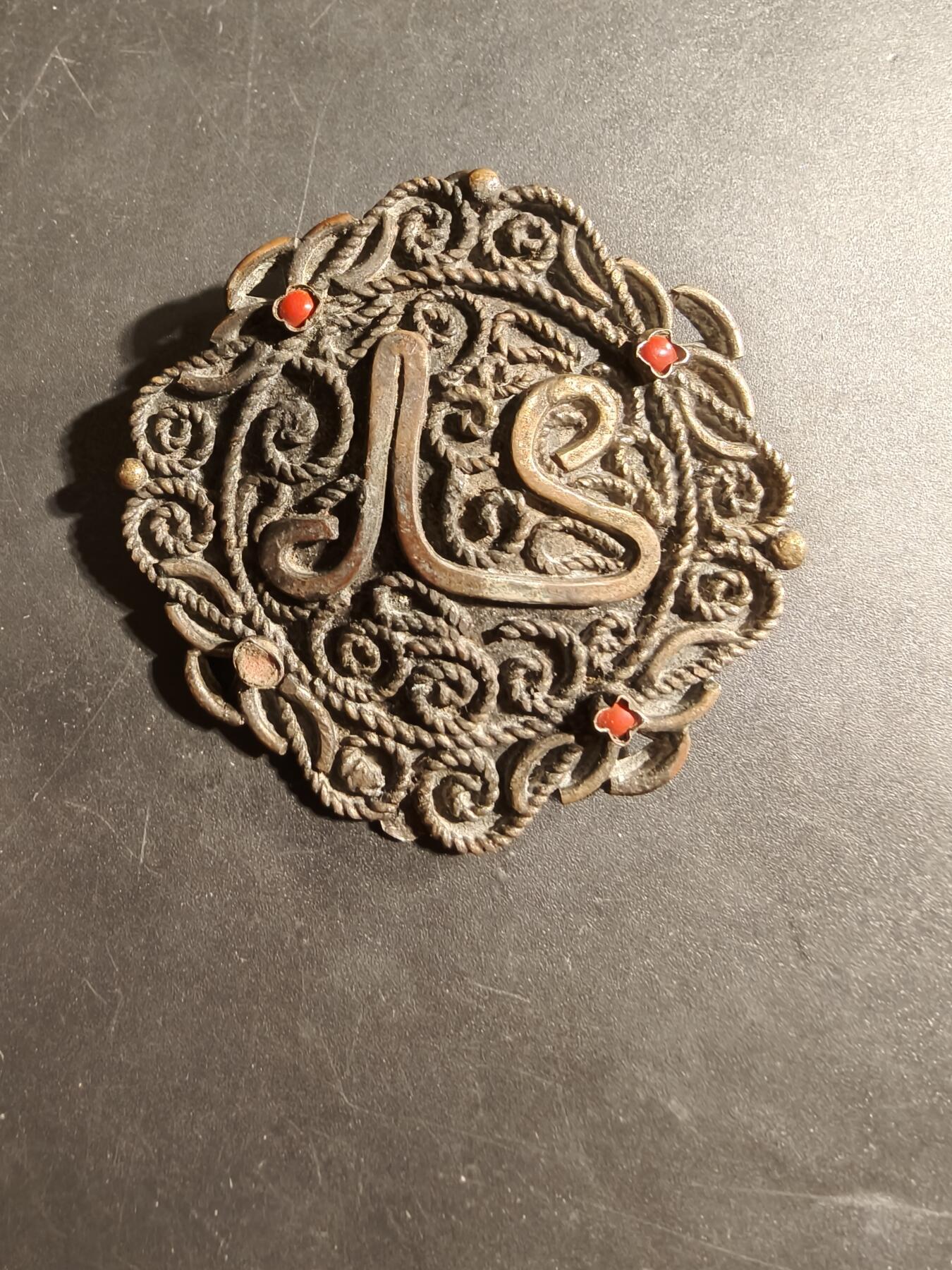 老王徽章第173期 法国证章    55×55mm