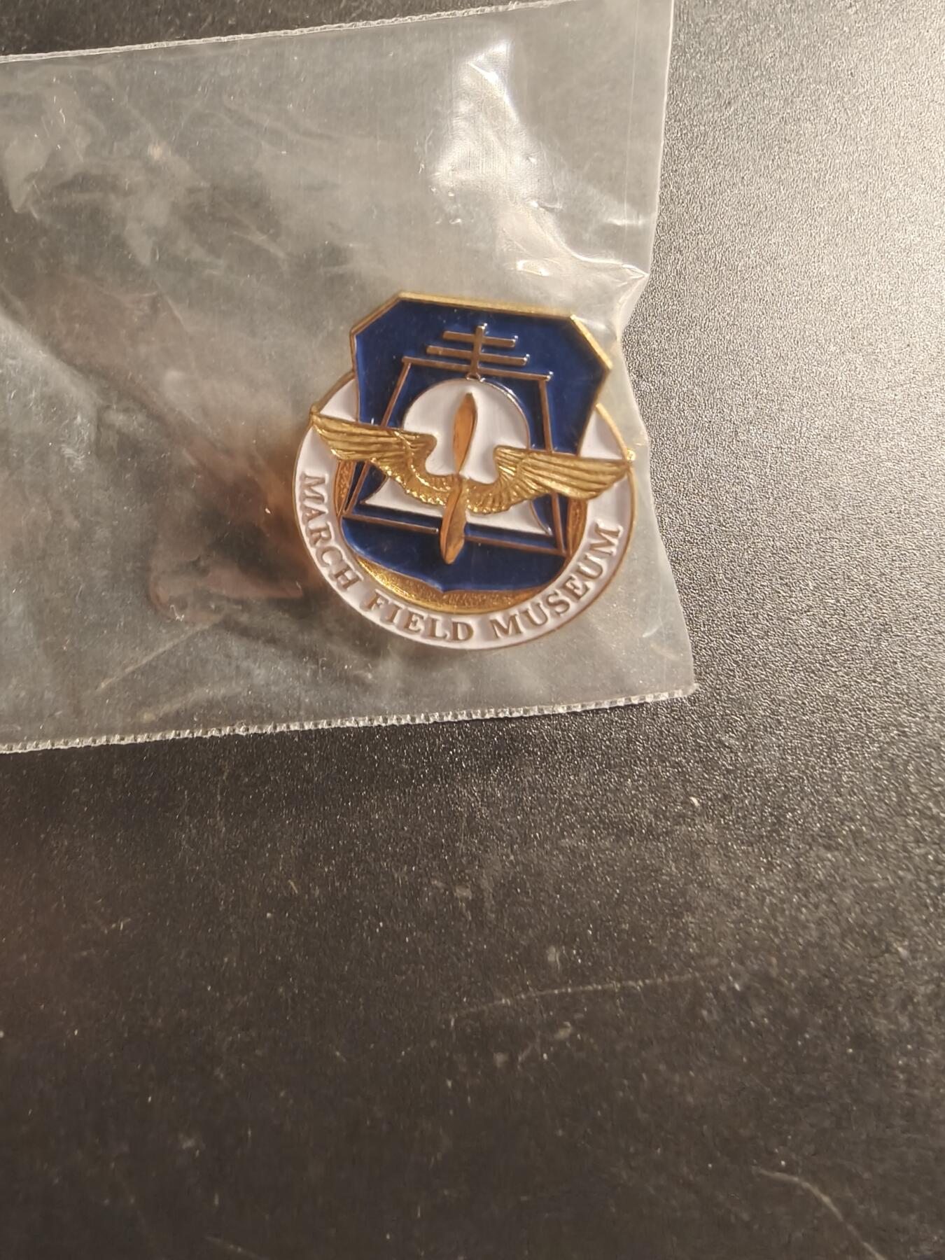 老王徽章第173期 美国马奇博机场博物馆证章