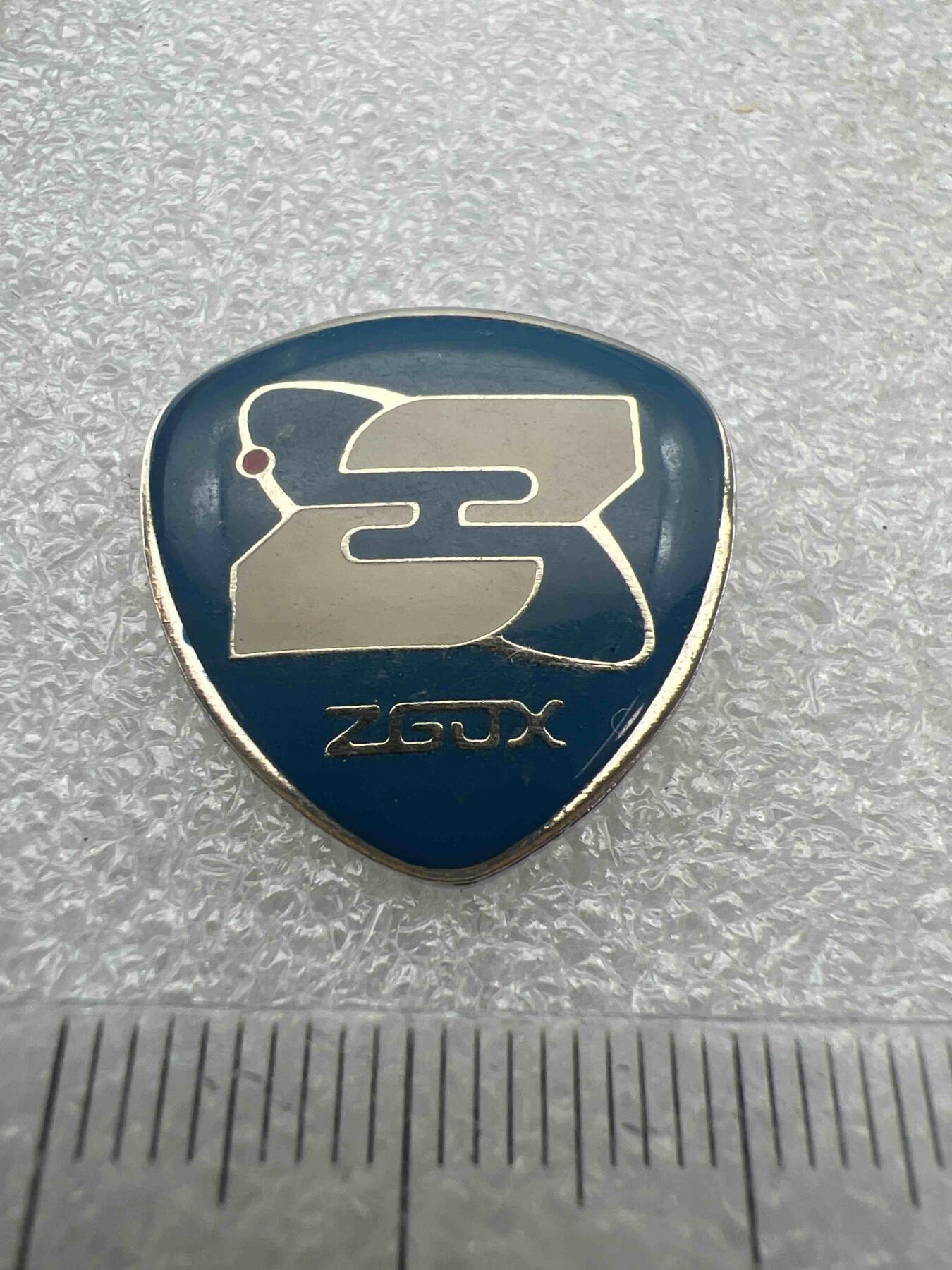 真品像章、纪念章 真品像章、纪念章