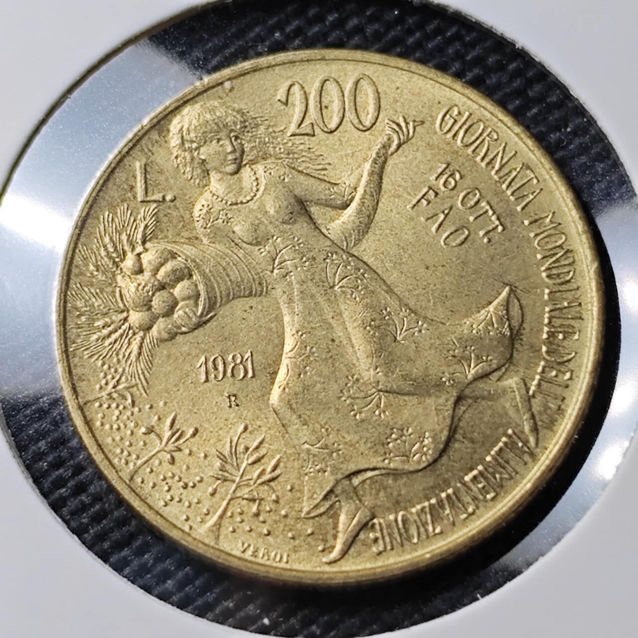 KK钱币收藏小铺 《套币 好品/批量散币专场》  2月预留时间 周末发货  意大利200里拉纪念币 好品