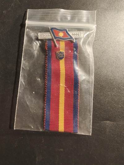 老王徽章第173期 - 美国基督教救世军50周年纪念旗帜徽章