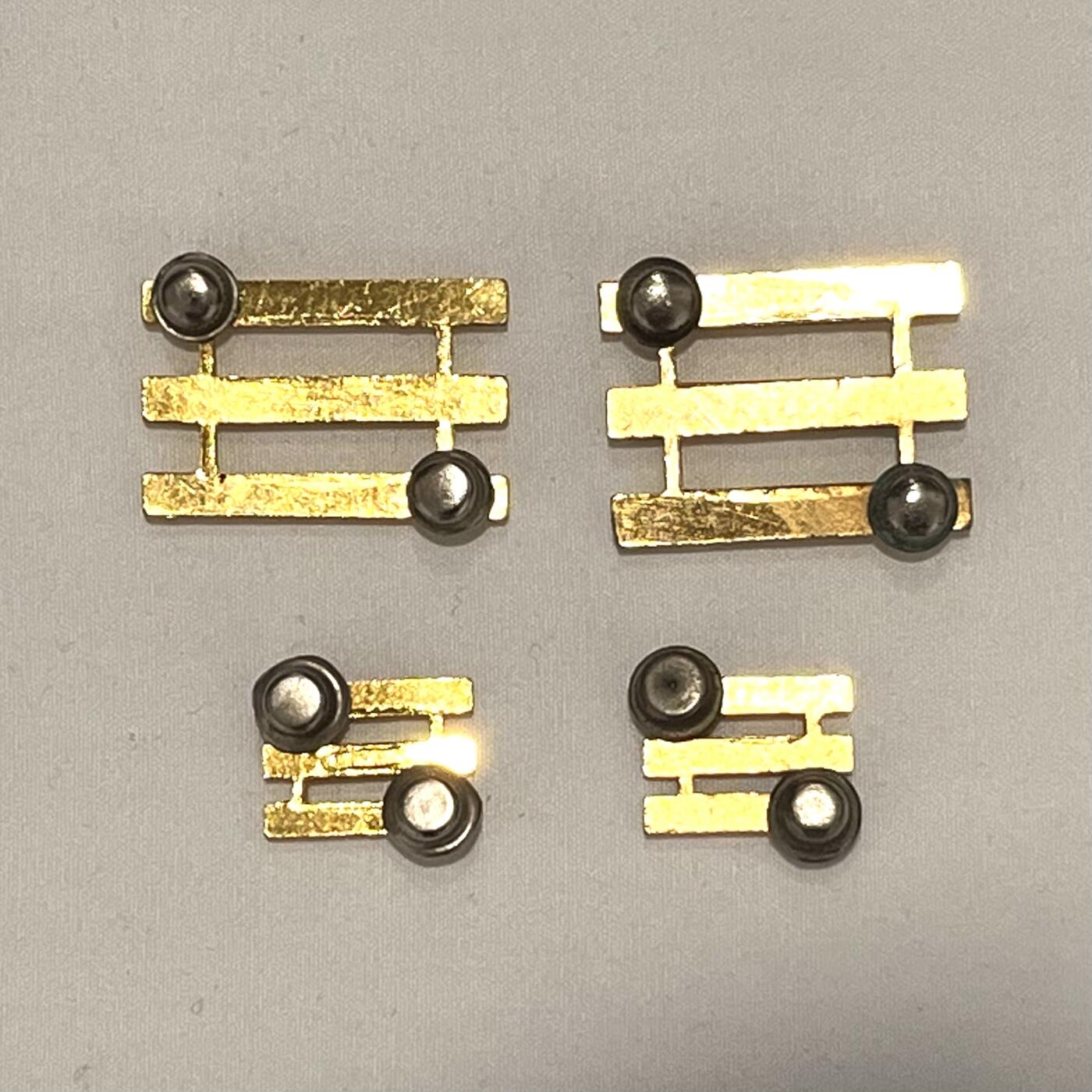 韵星假日拍卖第三十四期 -- Rimey Holidays Auction 34 空军上尉领章、肩章一组