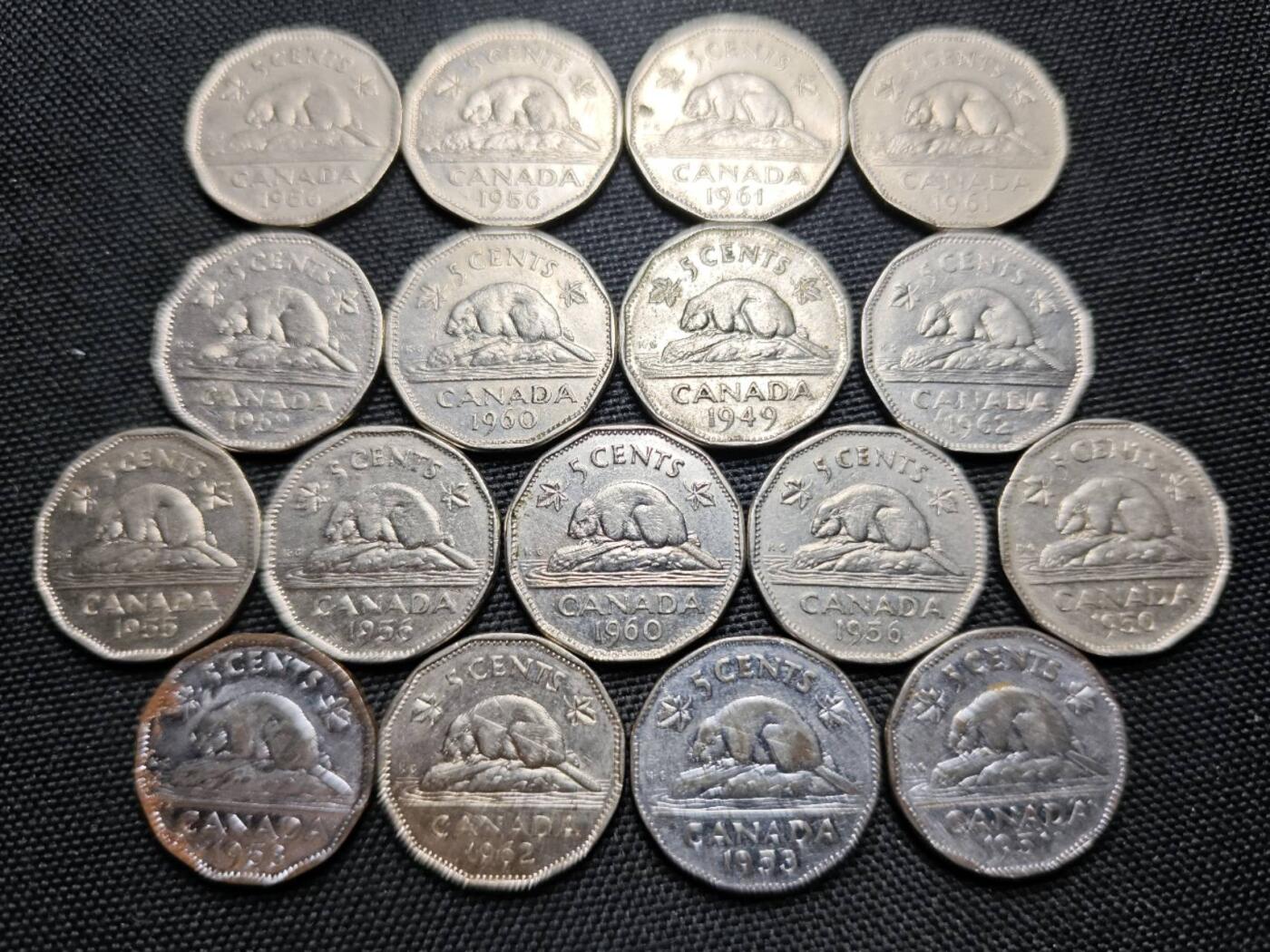 KK钱币收藏小铺 《套币 好品/批量散币专场》  2月预留时间 周末发货  加拿大多边形5分一组19枚