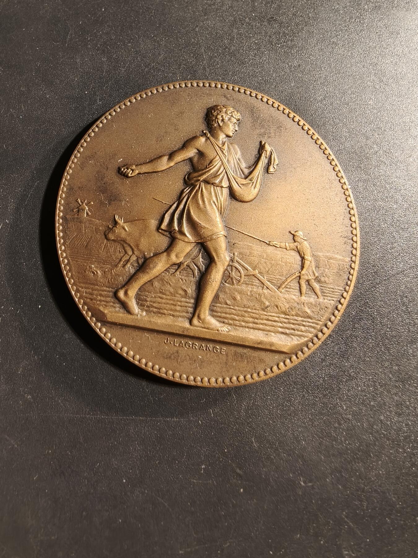 老王徽章第173期 法国农业协会农业竞赛大铜章     播种者     直径50mm     重量60.6g