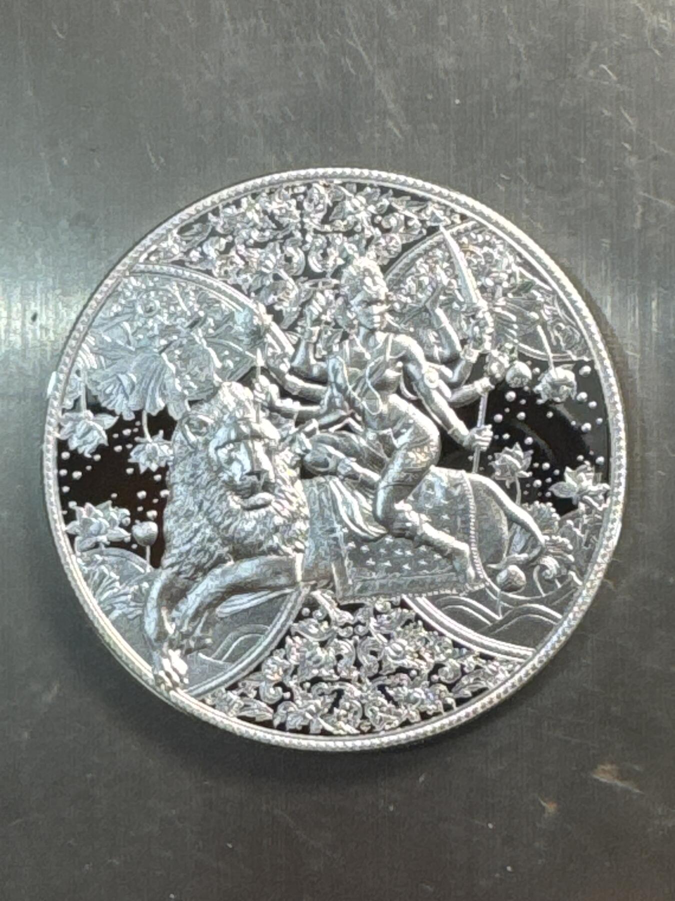 ❤️【币观天下】❤️ 第337期钱币拍卖- 2026.1.2周五晚上6点半场-长期征集拍品 喀麦隆2023年杜尔迦女神1盎司精制银币31.38克999银