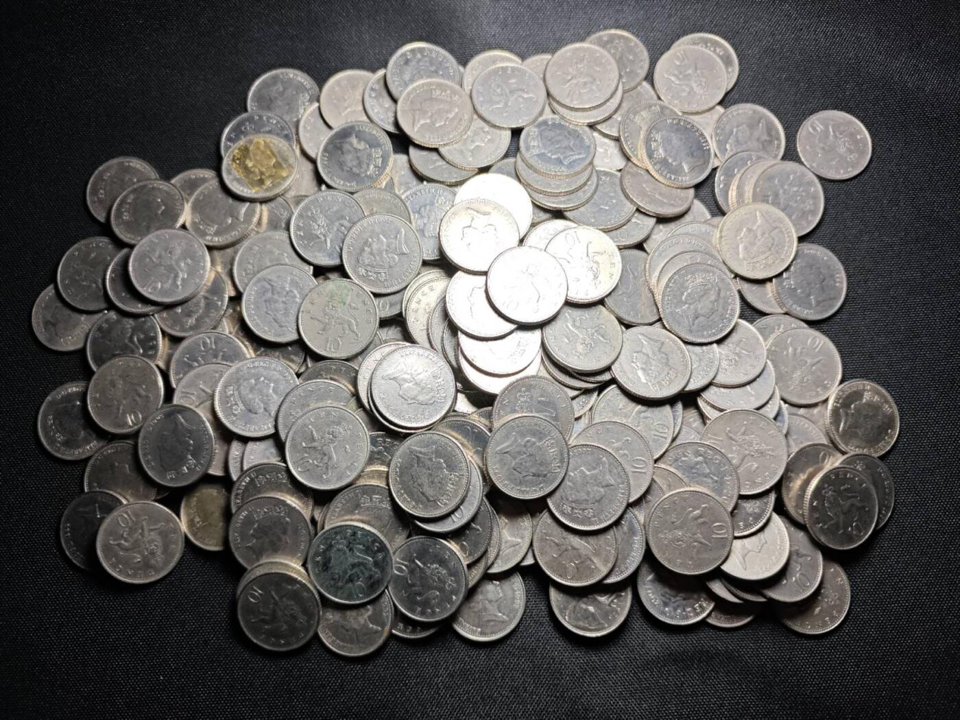 KK钱币收藏小铺 《套币 好品/批量散币专场》  2月预留时间 周末发货  英国10便士一组238枚