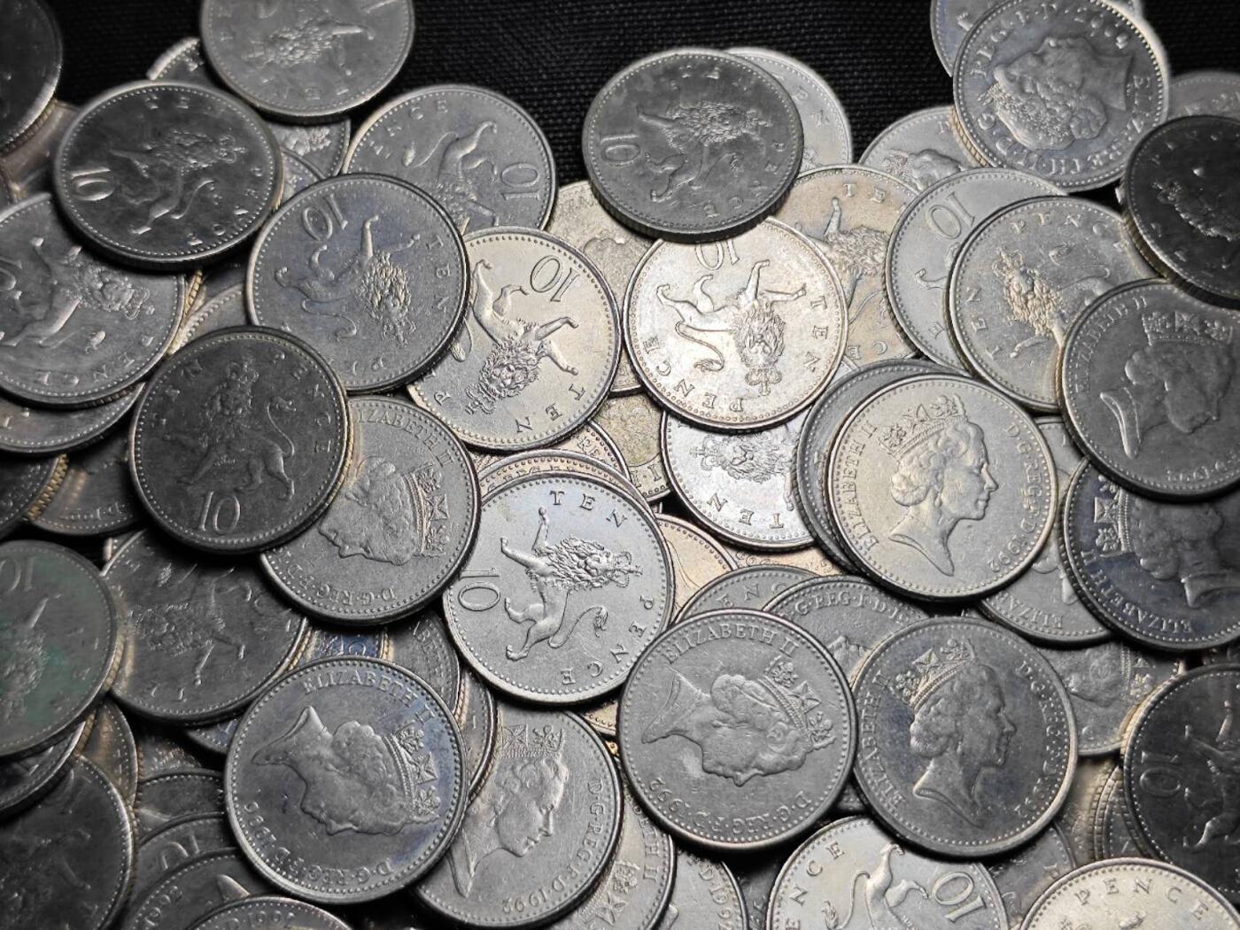 KK钱币收藏小铺 《套币 好品/批量散币专场》  2月预留时间 周末发货  英国10便士一组238枚