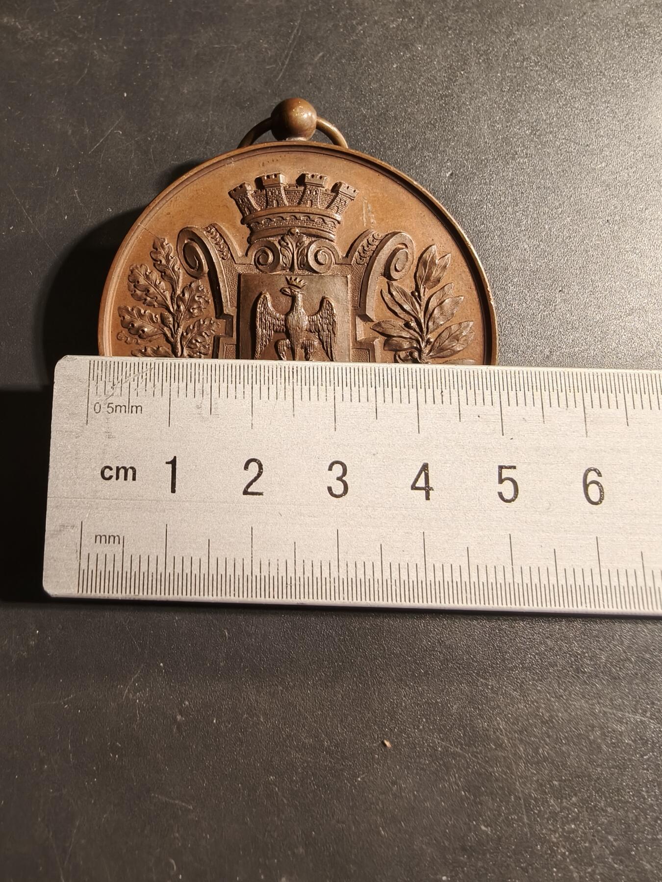 老王徽章第173期 法国1888年尼斯游艇俱乐部大尺寸铜奖章     原盒      直径50mm       重量59.8g