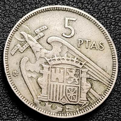 泉币菌-第158场-元旦欢乐场，开年第一场，新年快乐！（特修改截拍时间为23:30分） - 1957西班牙5比塞塔 直径23mm 弗朗哥鹰徽 