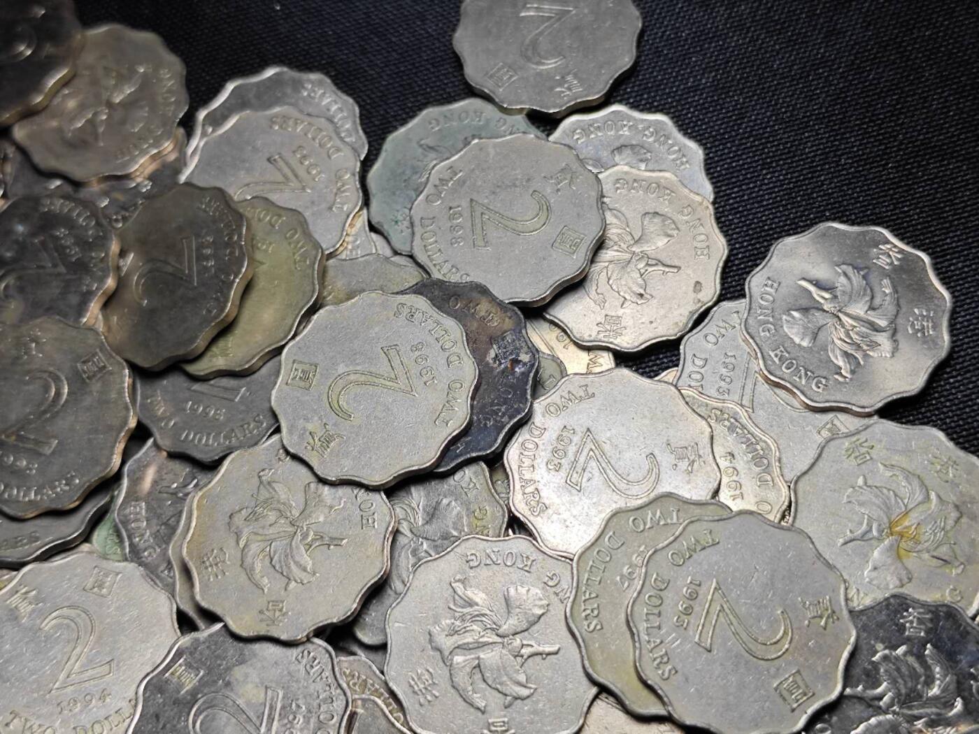 KK钱币收藏小铺 《套币 好品/批量散币专场》  2月预留时间 周末发货  香港2元236枚一组！