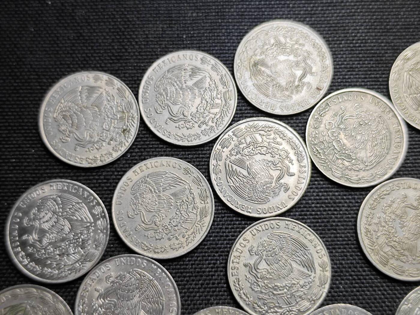 KK钱币收藏小铺 《套币 好品/批量散币专场》  2月预留时间 周末发货  墨西哥20分一组23枚