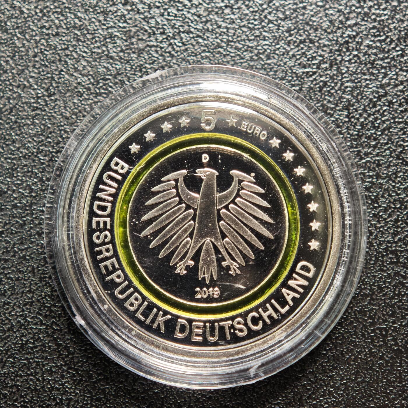 【德藏】世界币章拍卖第160期 发行量极少 2019年 德国地球气候带-温带聚合环5欧元精制镍币 原盒 直径约：27.25mm；重约：9g