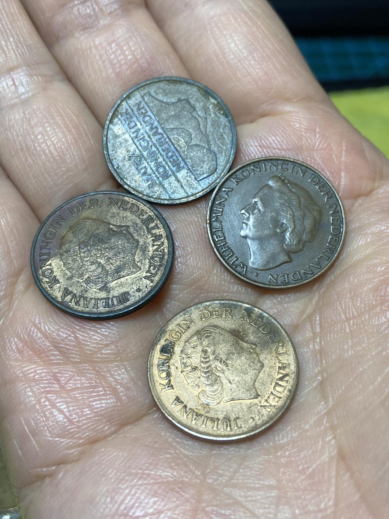 2026年第二场(总第一百七十一场）外国好品散币场(免佣金) 荷兰🇳🇱5分4枚：1948年67年72年88年(祖孙三代不同女王)