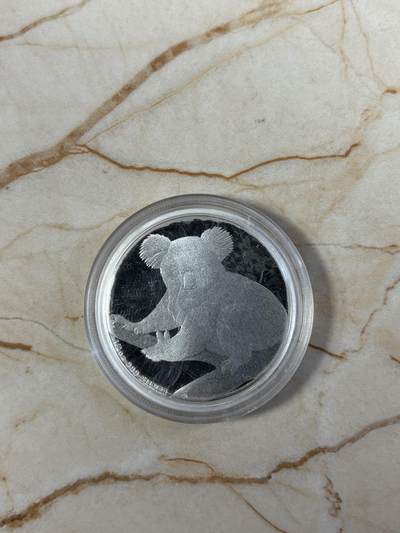 第186期拍卖 - 澳大利亚2009年世界投资银币考拉3树袋熊1/2盎司银币，999银，，银价280