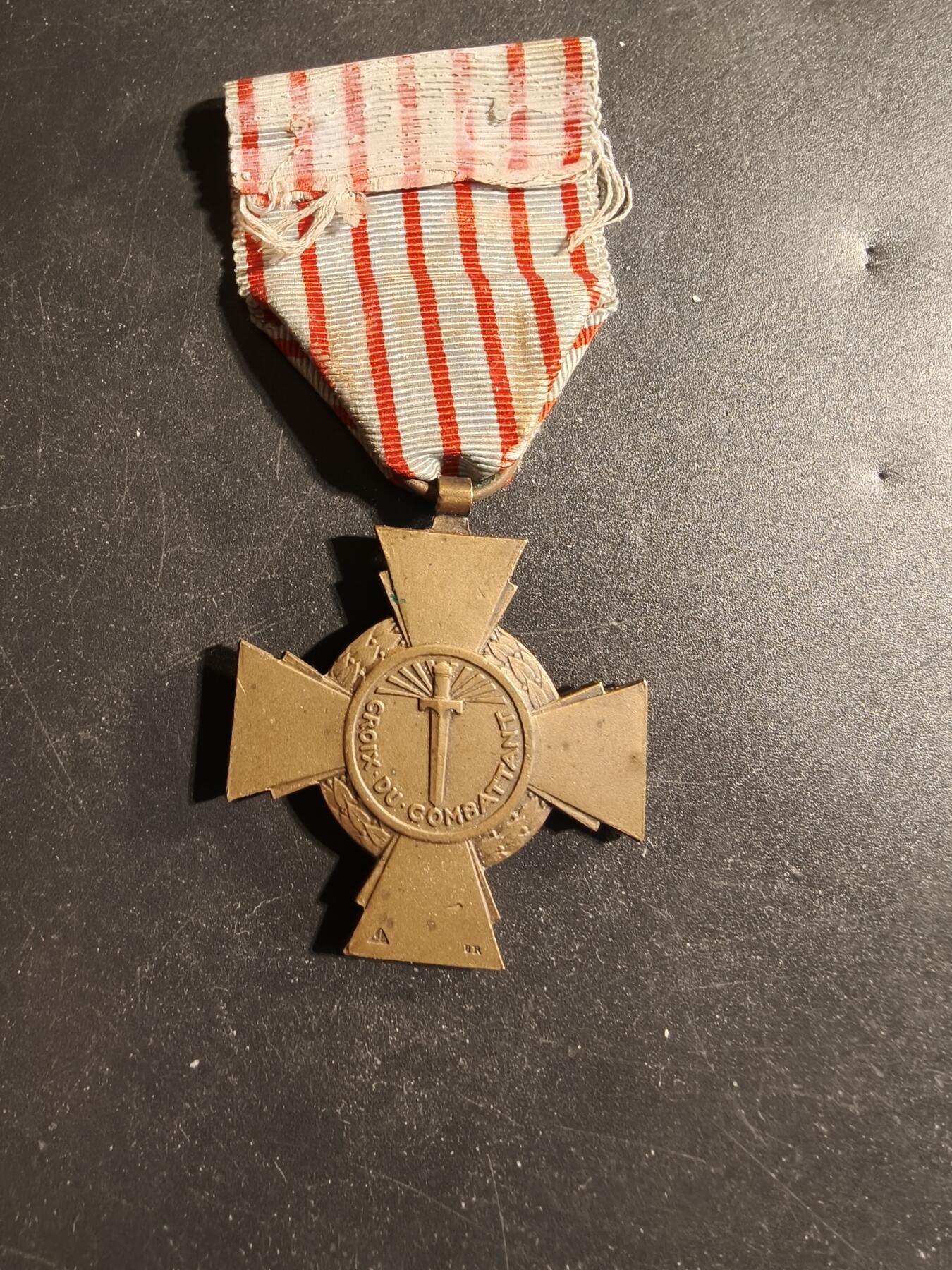 老王徽章第173期 法国战斗十字奖章