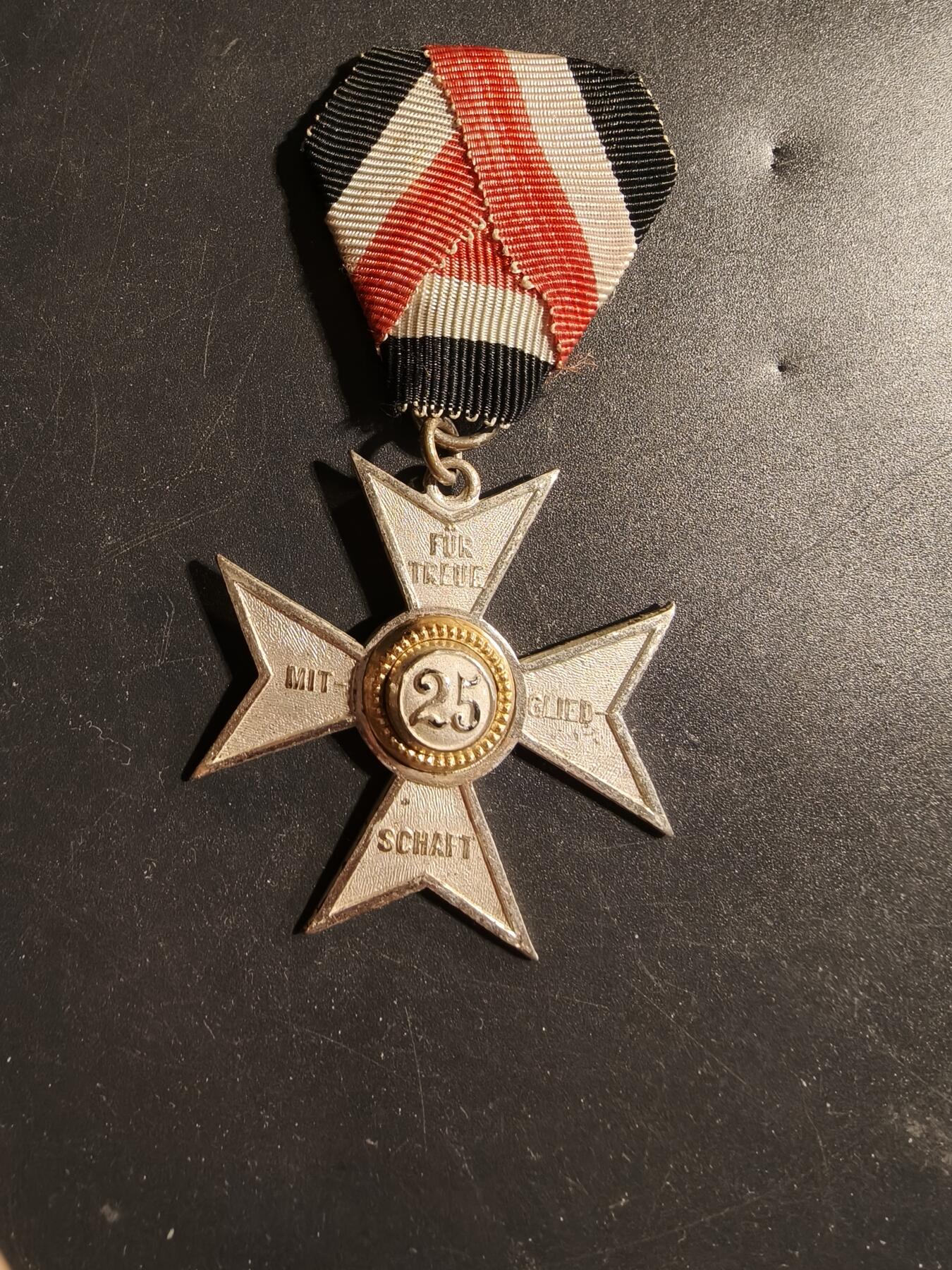 老王徽章第173期 德国一战老兵协会25周年服务十字奖章